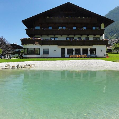 Hotel Steuxner Нойштифт-им-Штубайталь Экстерьер фото
