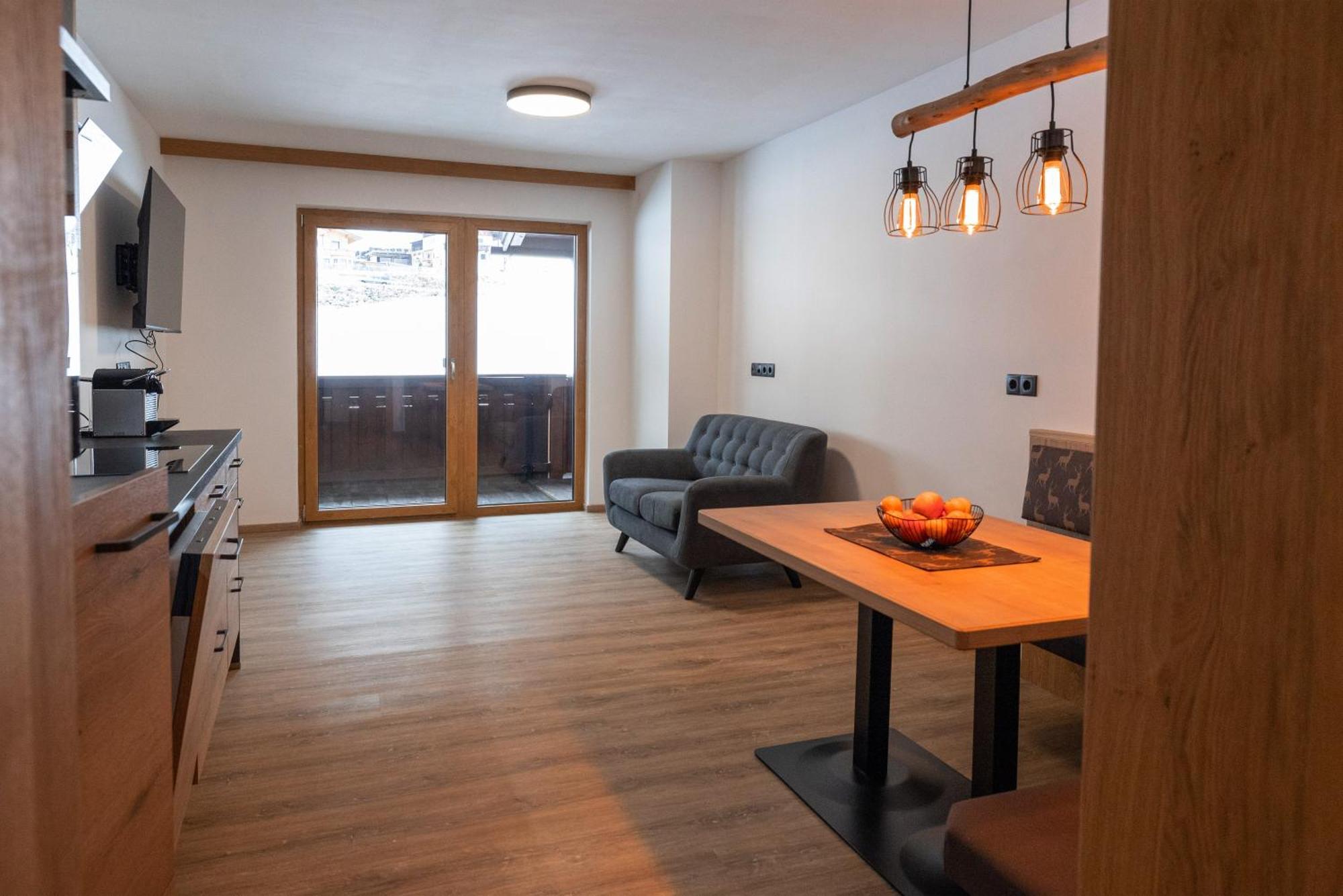 Hotel Steuxner Нойштифт-им-Штубайталь Экстерьер фото