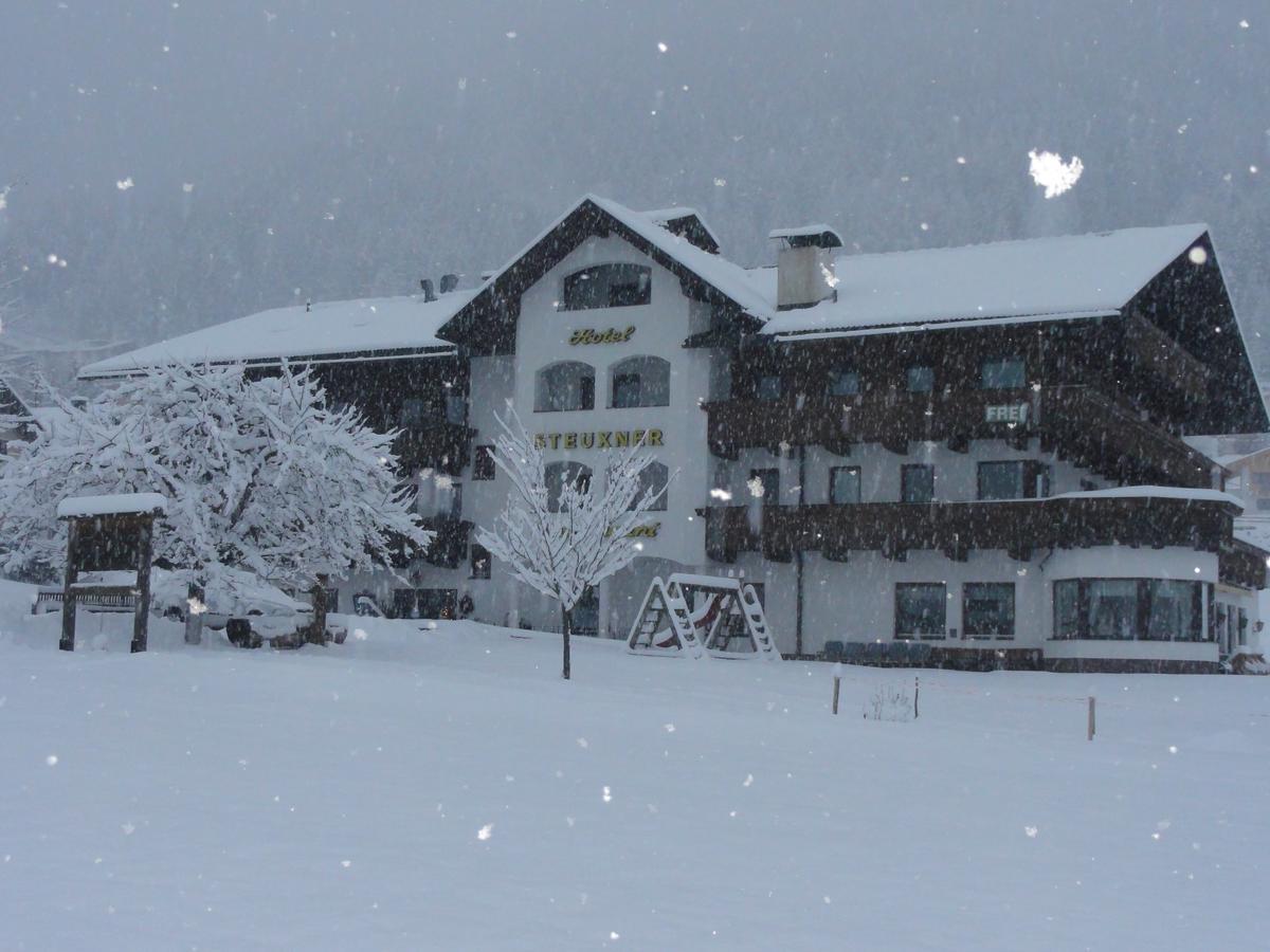 Hotel Steuxner Нойштифт-им-Штубайталь Экстерьер фото